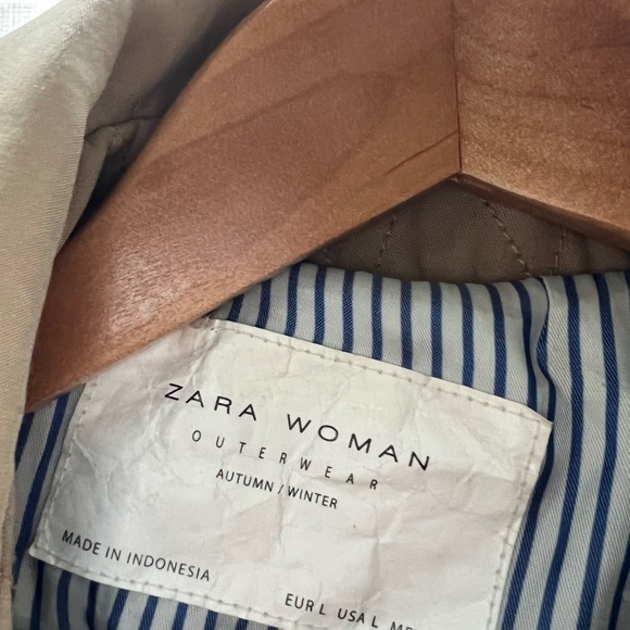 🍁ZARA Trench Coat🧥 - Picture 3 of 3